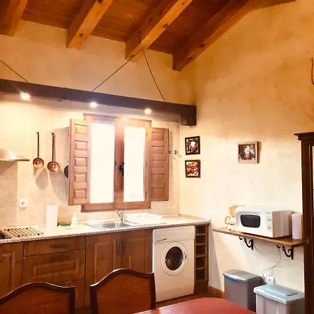 La Casa Del Cartero Pablo Saldana de Ayllon
